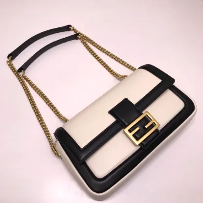 Picture of BAGUETTE Handbag Size: 26*6*15cm