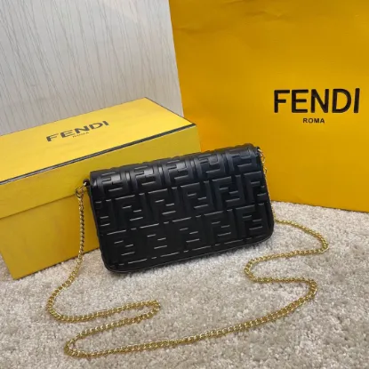 Picture of Fendi 3 piece leather wallet Ref:8841