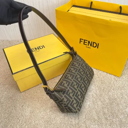 Picture of Fendi Classic Mahjong Bag Ref: 8868