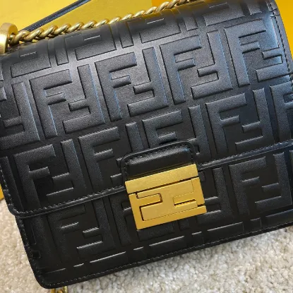 Picture of FENDI Kan I in size large 8840