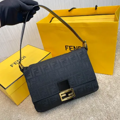 Picture of FENDI Large Cloth Bag Ref: 8851