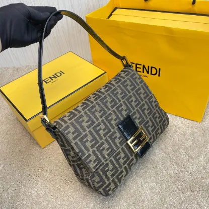 Picture of FENDI Large Cloth Bag Ref: 8851