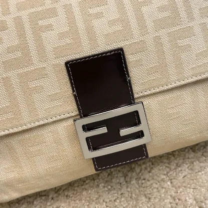 Picture of FENDI Large Cloth Bag Ref: 8851