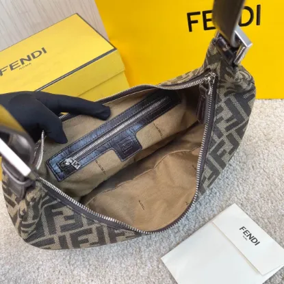 Picture of Fendi old flower moon bag Ref:8867