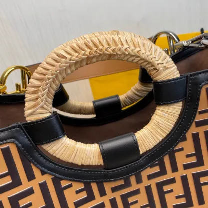 Picture of FENDI Runaway Shopping Ref: 8804