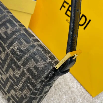 Picture of FENDI Small Cloth Bag Ref. 8850