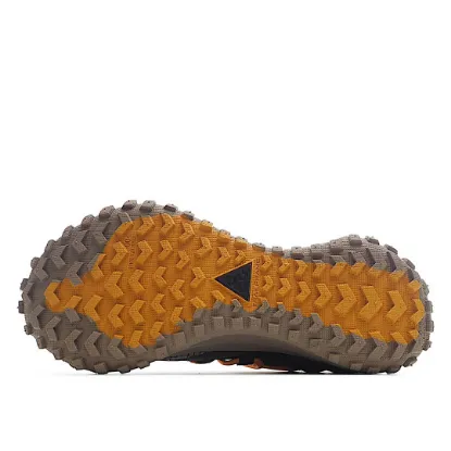 Picture of NIKE ACG MOUNTAIN FLY LOW "FOSSIL STONE" RUNNING SHOE