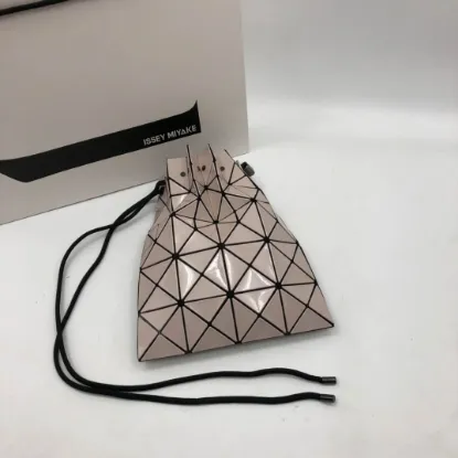 Picture of Issey Miyake Bucket Bag Size: 28.5/23cm.