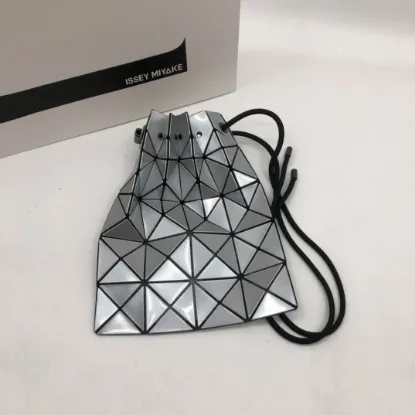 Picture of Issey Miyake Bucket Bag Size: 28.5/23cm.