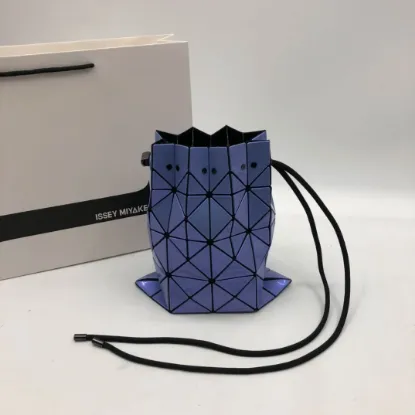 Picture of Issey Miyake Bucket Bag Size: 28.5/23cm.