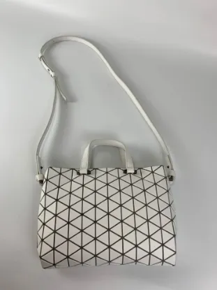 Picture of Issey Miyake Handbag Size: 23.5x15.2x8cm