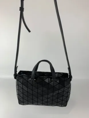 Picture of Issey Miyake Handbag Size: 23.5x15.2x8cm