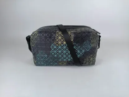 Picture of Issey Miyake Saddle Bag Size: 26/15/11cm