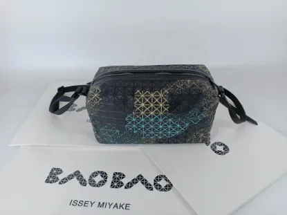 Picture of Issey Miyake Saddle Bag Size: 26/15/11cm