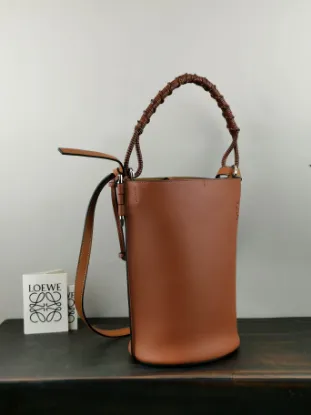 Picture of Bucket bag Model:323A