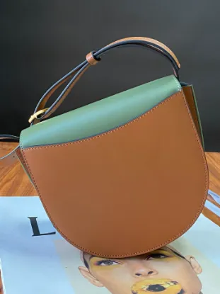 Picture of Calfskin bag Size: 19.5*8.5*16.5cm