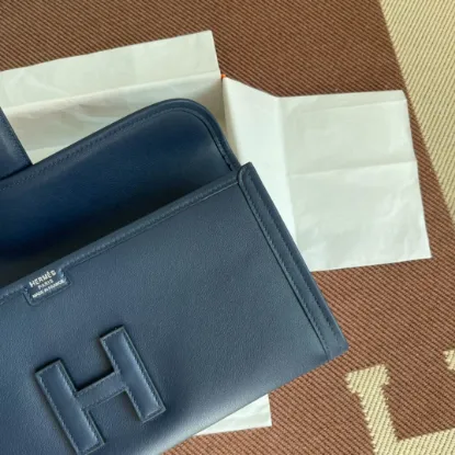 Picture of Dark blue Dinner bag