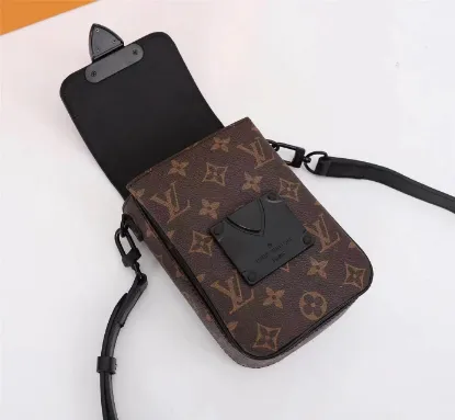 Picture of Louis Vuitton Model No. 69405 Size: 15x17x8 cm