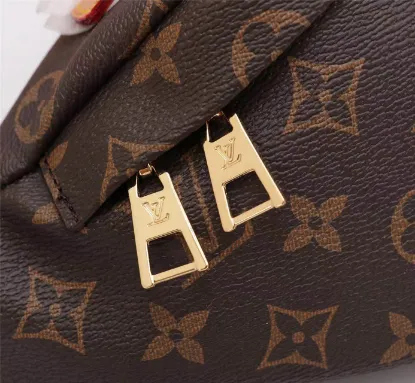 Picture of Louis Vuitton Model: 43644 Size: 37x14x13cm