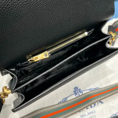 Picture of PRADA DEERSKIN PRINT BAG SIZE: 20X14CM 1BH102