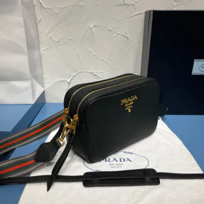 Picture of PRADA DEERSKIN PRINT BAG SIZE: 22X15CM 1BH082