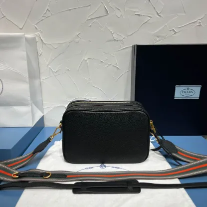 Picture of PRADA DEERSKIN PRINT BAG SIZE: 22X15CM 1BH082