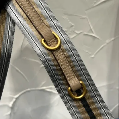Picture of PRADA DEERSKIN PRINT BAG SIZE: 22X15CM 1BH082