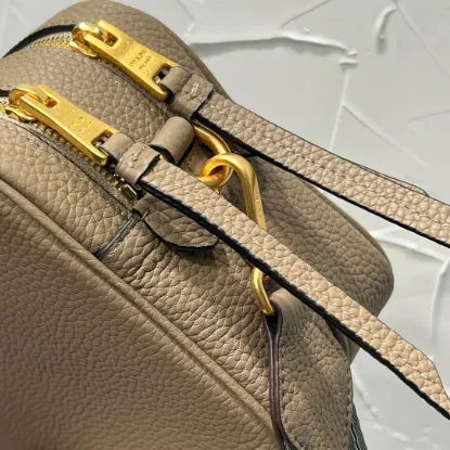Picture of PRADA DEERSKIN PRINT BAG SIZE: 22X15CM 1BH082