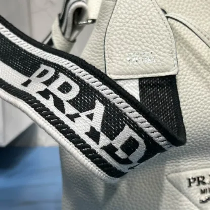 Picture of PRADA DOUBLE SHOULDER STRAP SIZE: 20X25CM 1BE060