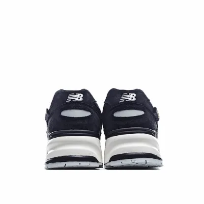 Picture of NEW BALANCE CASUAL RUNNING SHOES