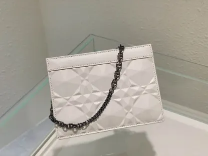 Picture of Caro Chain Handbag