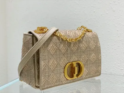 Picture of Caro chain handbag