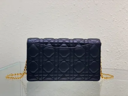 Picture of Caro Collection Chain Handbag