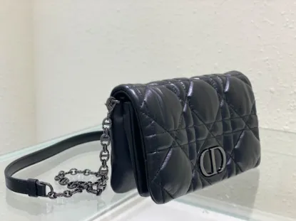 Picture of Caro Collection Chain handbag