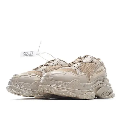 Picture of BALENCIAGA TRIPLE S DAD SHOES RUNNING SHOES