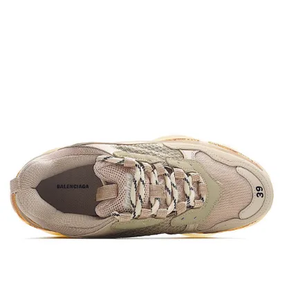 Picture of BALENCIAGA TRIPLE S DAD SHOES RUNNING SHOES