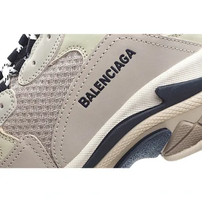 Picture of BALENCIAGA TRIPLE S DAD SHOES RUNNING SHOES