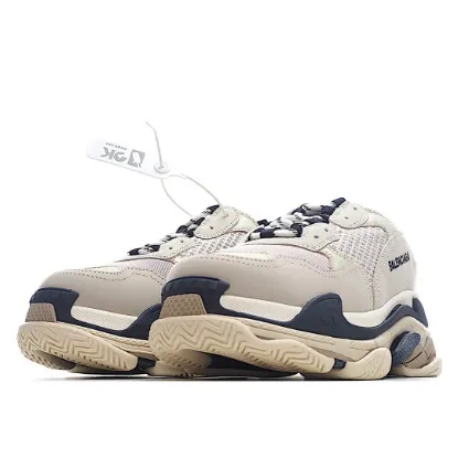 Picture of BALENCIAGA TRIPLE S DAD SHOES RUNNING SHOES