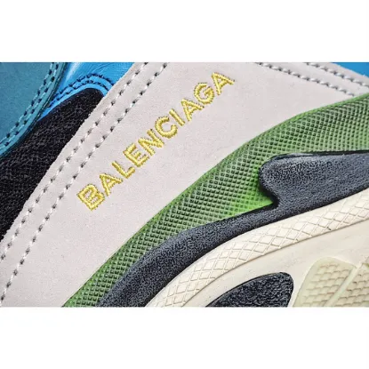 Picture of BALENCIAGA TRIPLE S DAD SHOES RUNNING SHOES