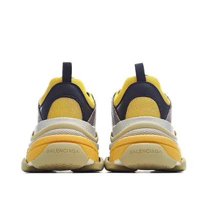 Picture of BALENCIAGA TRIPLE S DAD SHOES RUNNING SHOES