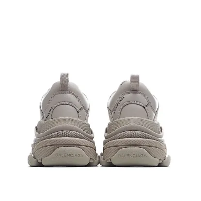 Picture of BALENCIAGA TRIPLE S DAD SHOES RUNNING SHOES