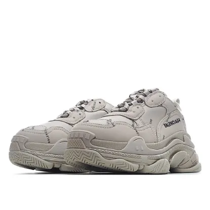 Picture of BALENCIAGA TRIPLE S DAD SHOES RUNNING SHOES