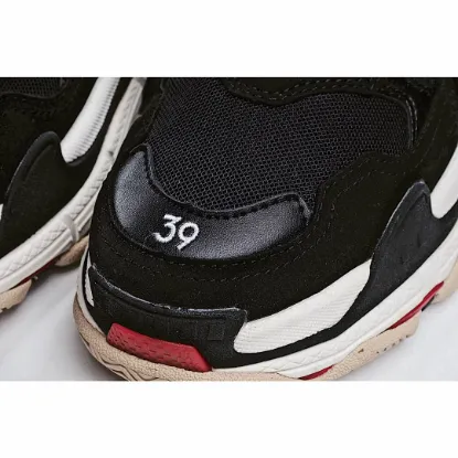 Picture of BALENCIAGA TRIPLE S DAD SHOES RUNNING SHOES