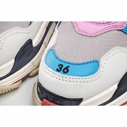 Picture of BALENCIAGA TRIPLE S DAD SHOES RUNNING SHOES