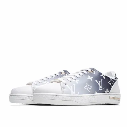 Picture of LOUIS VUITTON LUXEMBOURG SNEAKER LOW TOP SNEAKERS