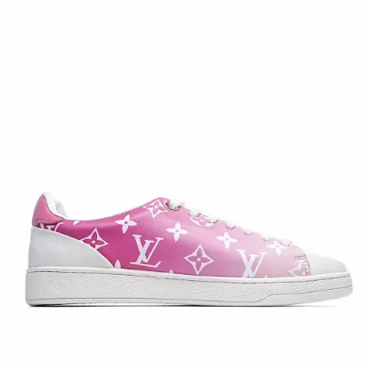 Picture of LOUIS VUITTON LUXEMBOURG SNEAKER LOW TOP SNEAKERS