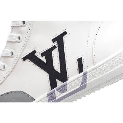 Picture of LOUIS VUITTON CASUAL SNEAKERS SNEAKERS