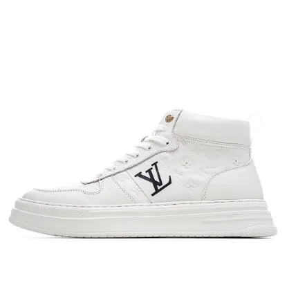 Picture of LOUIS VUITTON CASUAL SNEAKERS SNEAKERS