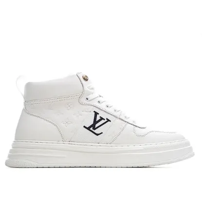 Picture of LOUIS VUITTON CASUAL SNEAKERS SNEAKERS