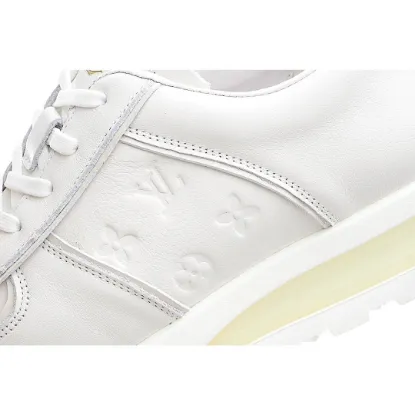 Picture of LOUIS VUITTON CASUAL SNEAKERS SNEAKERS